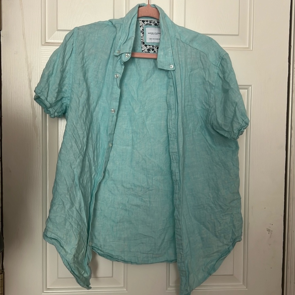 Denim and flower blue men’s medium polo